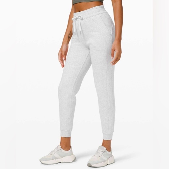 Lululemon 2 Scuba High-Rise Jogger Fleece 28